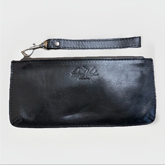 Patricia Nash Handbags - Patricia Nash Black Italian Leather Wristlet Large Clutch Pouch Suede Lined